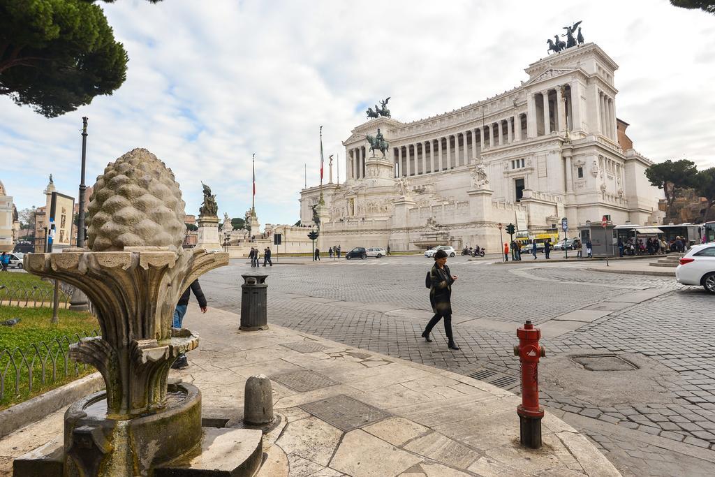 Cs Piazza Venezia Apartment Roma Dış mekan fotoğraf