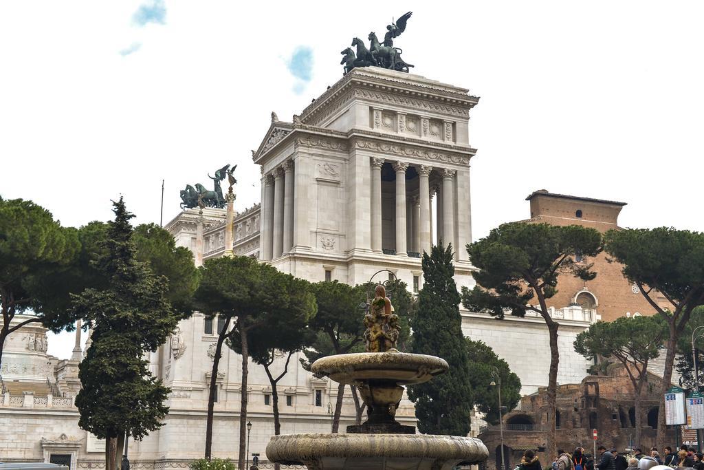 Cs Piazza Venezia Apartment Roma Dış mekan fotoğraf